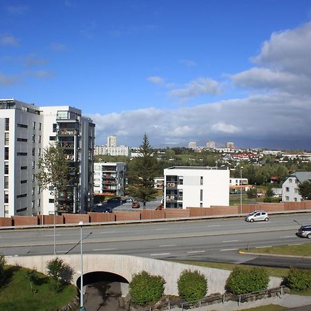 Lux Apart Kópavogur Екстериор снимка