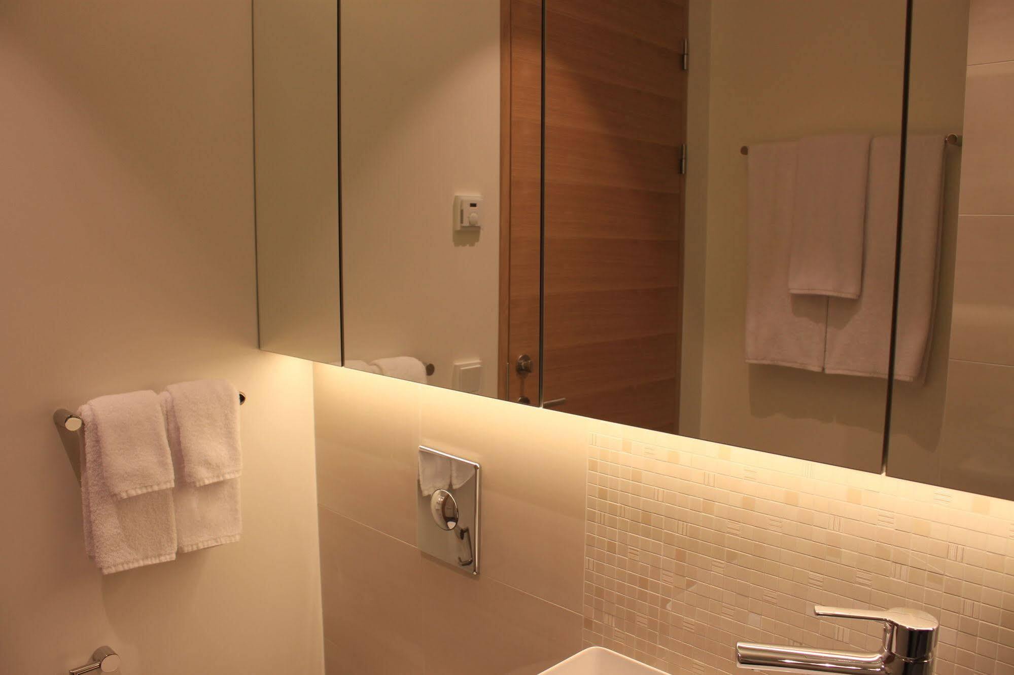 Lux Apart Kópavogur Екстериор снимка