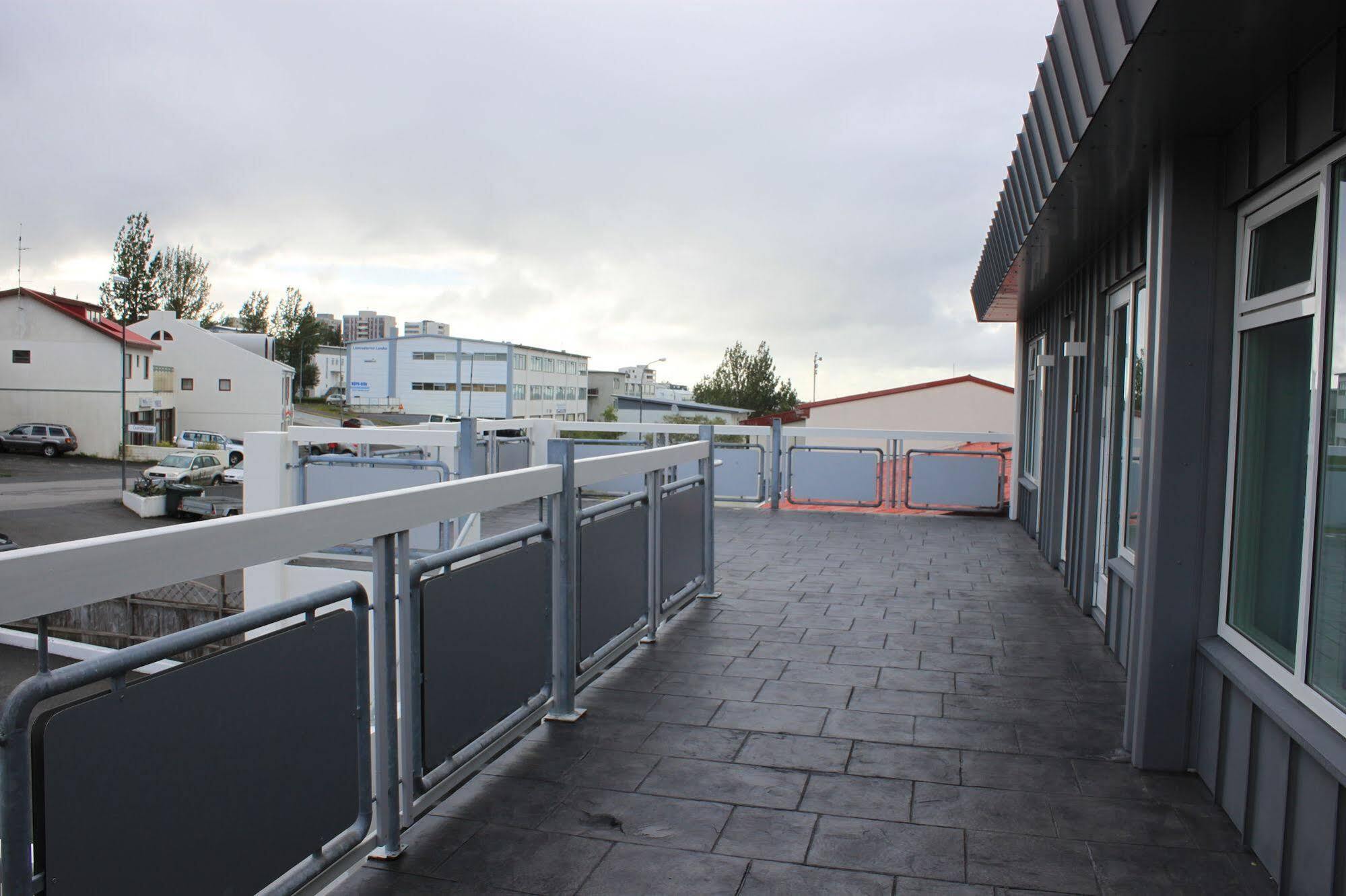 Lux Apart Kópavogur Екстериор снимка